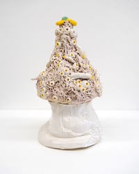 Image 3 of Midori Goto 'MUUUM! Can I’ve a snack?'. Original sculpture