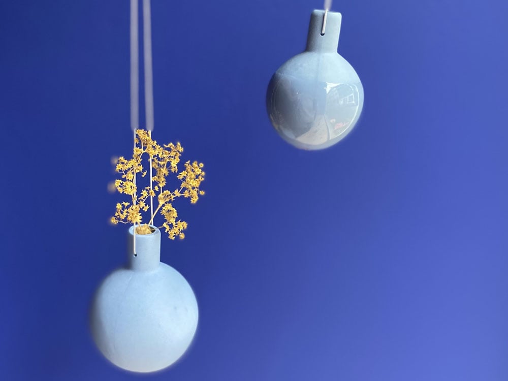 Image of VASE Float