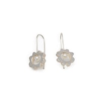 Image 1 of Boucles d’oreilles rondes avec perle