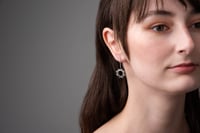 Image 2 of Boucles d’oreilles cercle fini oxydé