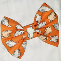 Image 4 of Orange (Glow In The Dark) Bow 👻