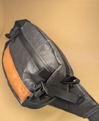 Image 3 of The Franny Pack (Black Htr.)