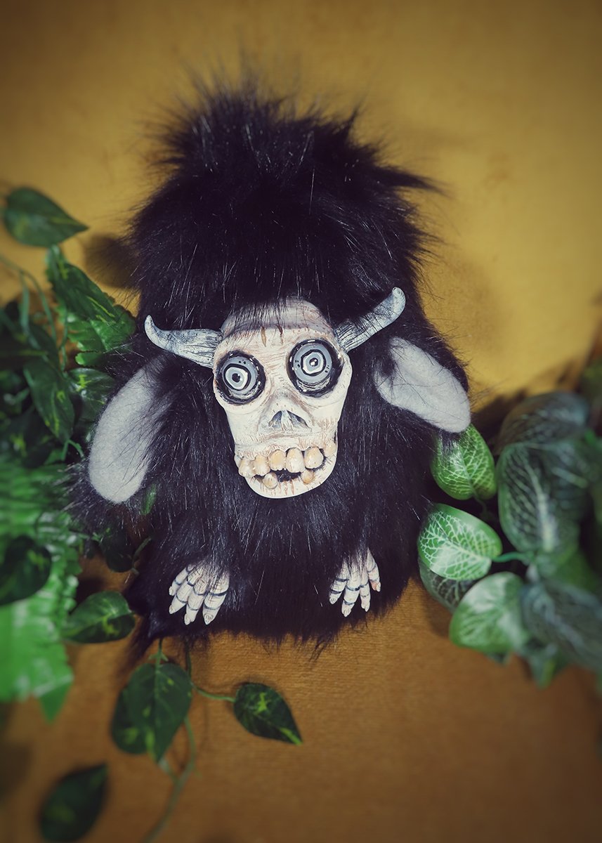 Image of Undying the Ancient Yeti