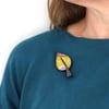 Smooth Leaf Brooch 