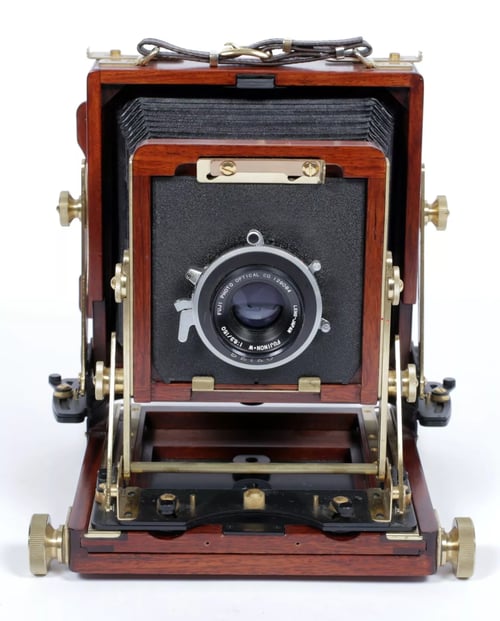 Image of Wista 45DX 4X5 Field camera + 150mm+210mm Lenses + Holders + FRESNEL + FILM 9474