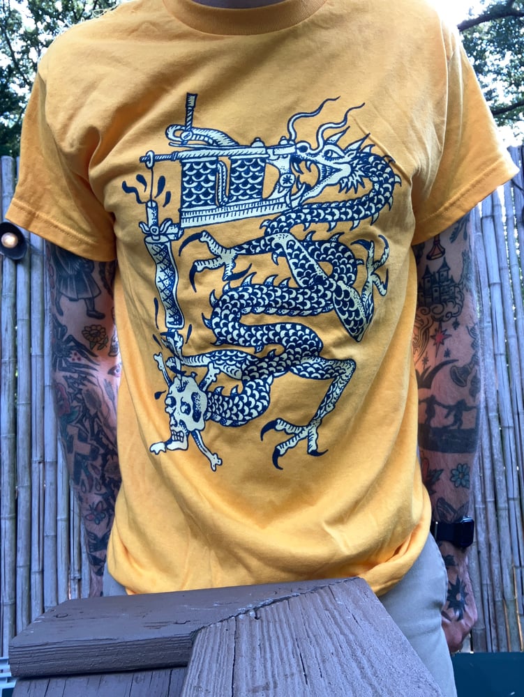 Image of Yellow dragonskull tat shirt