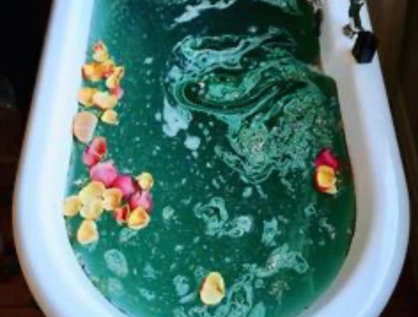 Image of Spiritual bath