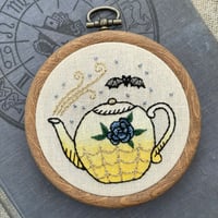 Vintage Rose Teapot Bat Embroidery