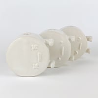 Image 3 of Vase with a Face