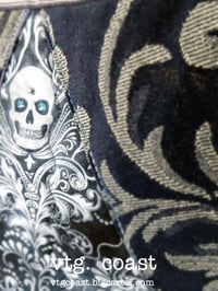 Image 25 of Blue Damask Skull Shoulder Bag