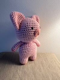 Image 2 of Small Amigurumis Pig