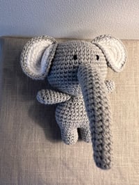 Image 2 of Small Amigurumis Elephant 