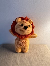 Image 1 of Small Amigurumis Lion