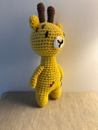 Image 2 of Small Amigurumis Giraffe 