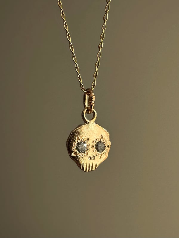 Image of Gold Skull Pendant with Diamonds