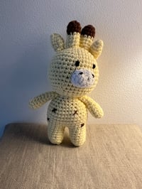 Image 1 of Small Amigurumis Yellow Giraffe