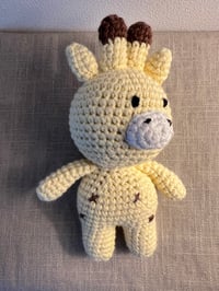 Image 3 of Small Amigurumis Yellow Giraffe