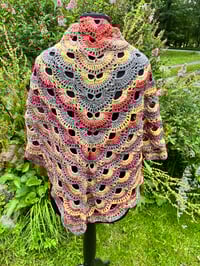 Image 4 of Autumn Shawl 
