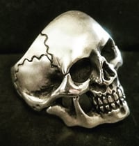 Image 3 of Classic Skull Ring