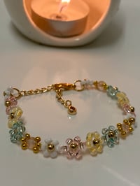 Spring Aura flower bracelet