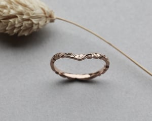 Image of 18ct rose gold 2mm floral carved wishbone ring