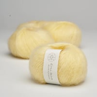 Image 2 of Krea Deluxe Silk Mohair (Several Colors)