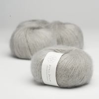 Image 17 of Krea Deluxe Silk Mohair (Several Colors)