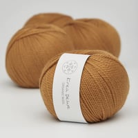 Image 4 of Krea Deluxe Organic Wool (Several Colors) 