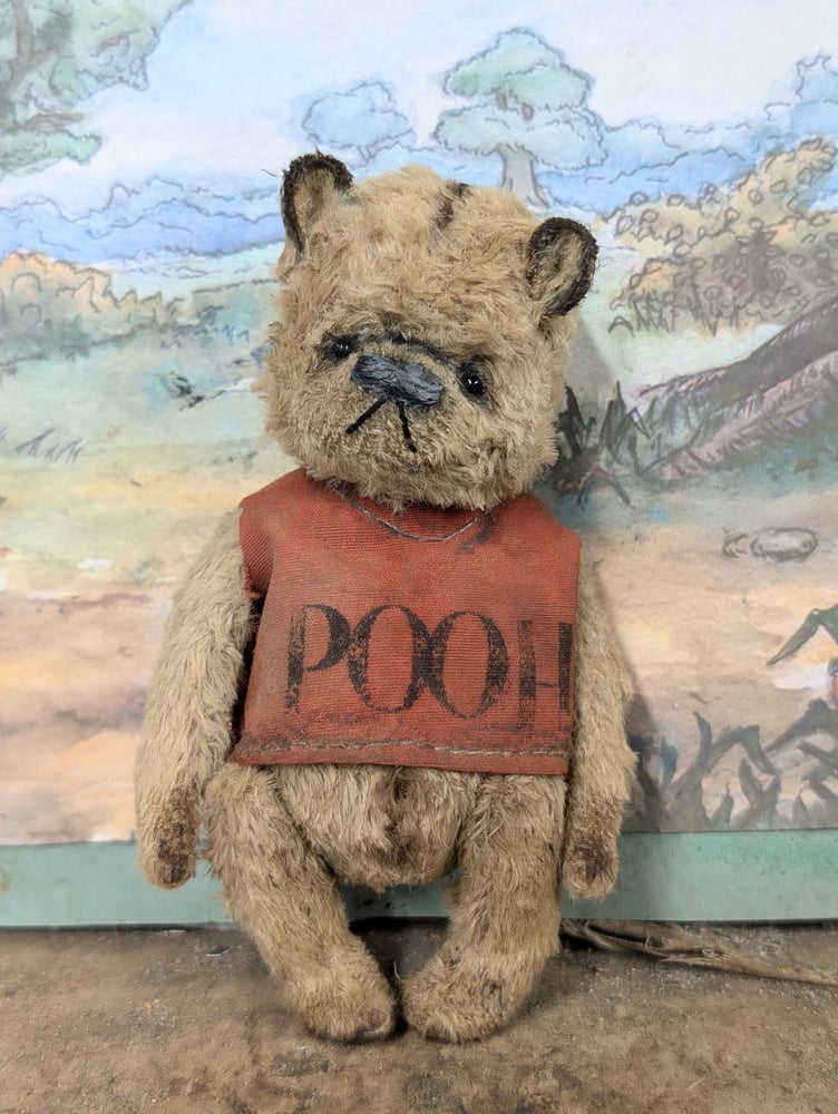 Image of "POOH"  a Teenie-Weenie 4" classic style Pooh bear by whendis bears...