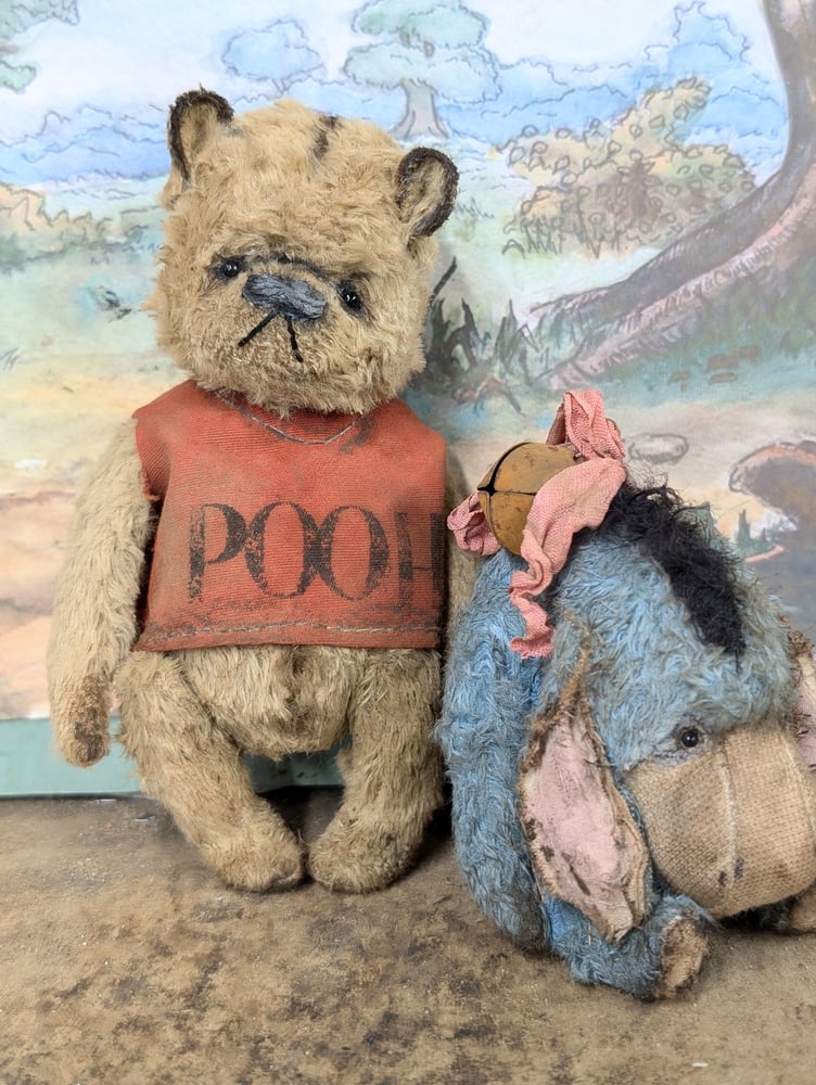 Image of "POOH"  a Teenie-Weenie 4" classic style Pooh bear by whendis bears...