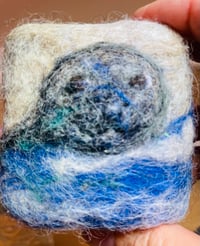 Image 1 of Seal