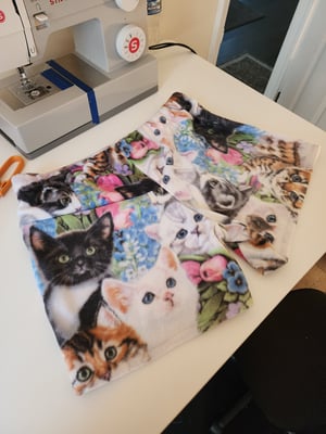 Image of 1 of 1 Kitten fleece shorts 