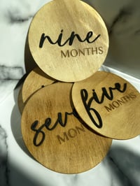 Image 1 of Baby Milestone Signs