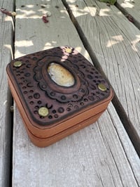 Image 4 of Coffee & Cream Travel Jewelry Case