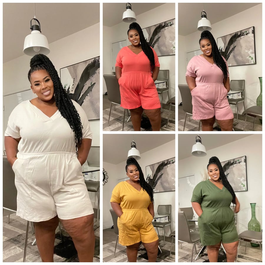 Image of 3PACK PLUS SIZE V-NECK 2/POCKET SHORT ROMPER