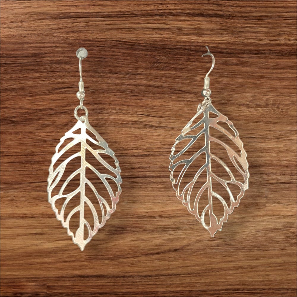Image of Leaf Drop Earrings