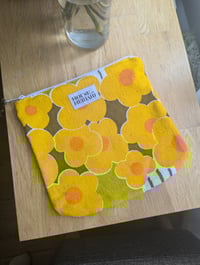 Image 1 of Pochette Beach Green & Yellow