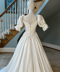 Image 6 of 1980s Magnolia Wedding Dress