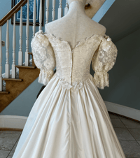 Image 9 of 1980s Magnolia Wedding Dress