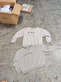 Image 4 of Sweatshirt "Rien ne va plus" Grey