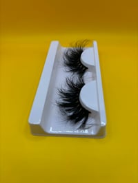 Image 2 of False Lashes Style G