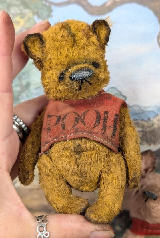 Image of "POOH" - a Teenie-Weenie 4" classic style Pooh bear by whendis bears...