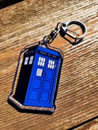 Image 2 of Doctor Who Bad Wolf TARDIS Keychain