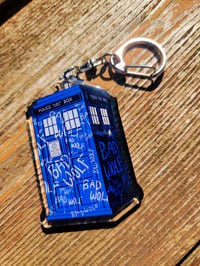 Image 1 of Doctor Who Bad Wolf TARDIS Keychain