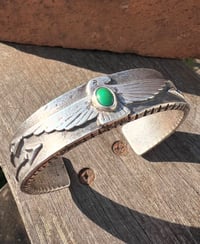 Image 2 of WL&A Handmade Heavy Ingot Four Arrows Sonoran Thunderbird Cuff - Size 7.5 to 8" Wrist - 134 Grams 