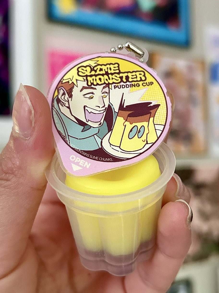 Laios Pudding Cup Charm