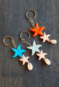Image 2 of Starfish duo keychain