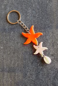 Image 3 of Starfish duo keychain