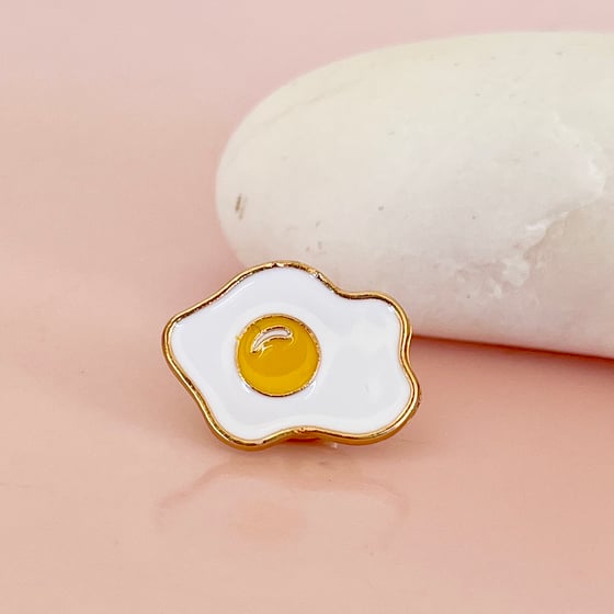 Image of Poached Egg Pin
