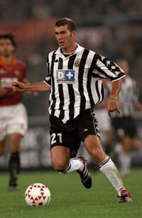 Image 5 of Juventus 1999 2000 shirt ZIDANE
